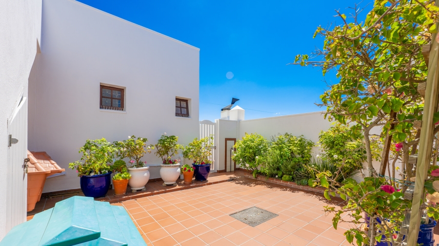 5 Bedroom Property for Sale in Arniston Western Cape